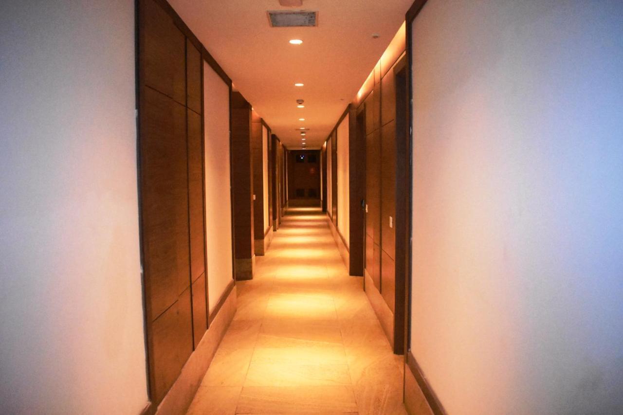 Lemonwood Suites By F9 Hotels - Trivoli Garden Chhatarpur Nové Dillí Exteriér fotografie