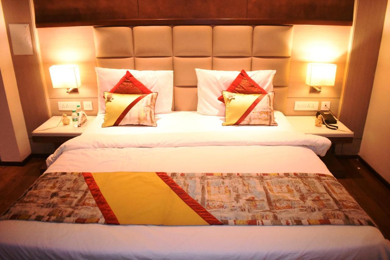 Lemonwood Suites By F9 Hotels - Trivoli Garden Chhatarpur Nové Dillí Exteriér fotografie