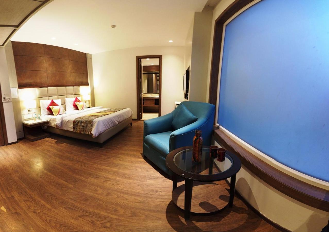 Lemonwood Suites By F9 Hotels - Trivoli Garden Chhatarpur Nové Dillí Exteriér fotografie