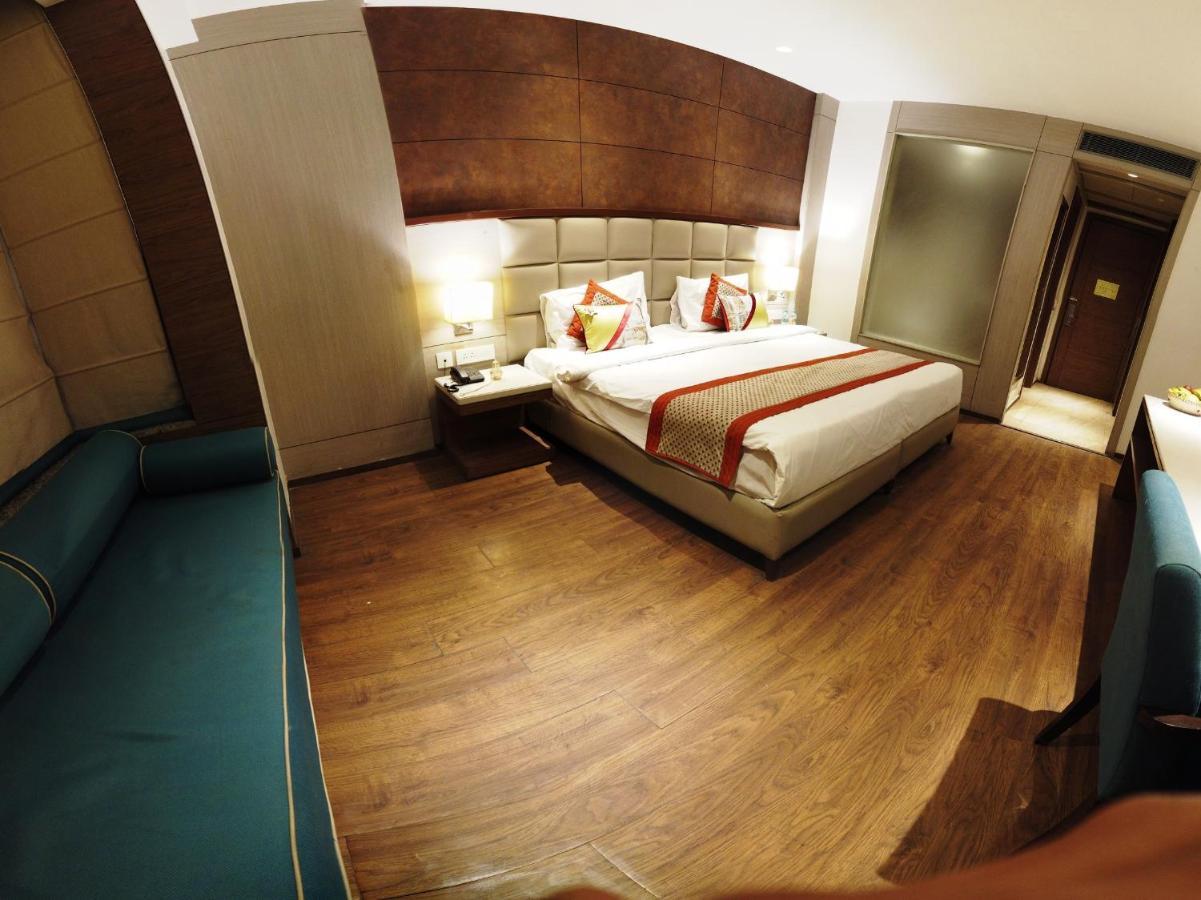 Lemonwood Suites By F9 Hotels - Trivoli Garden Chhatarpur Nové Dillí Exteriér fotografie