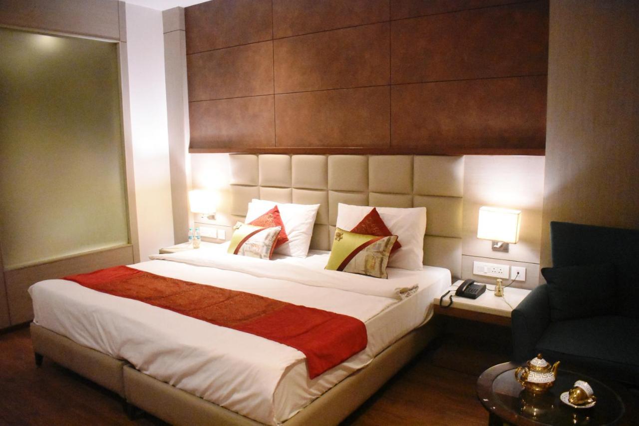 Lemonwood Suites By F9 Hotels - Trivoli Garden Chhatarpur Nové Dillí Exteriér fotografie