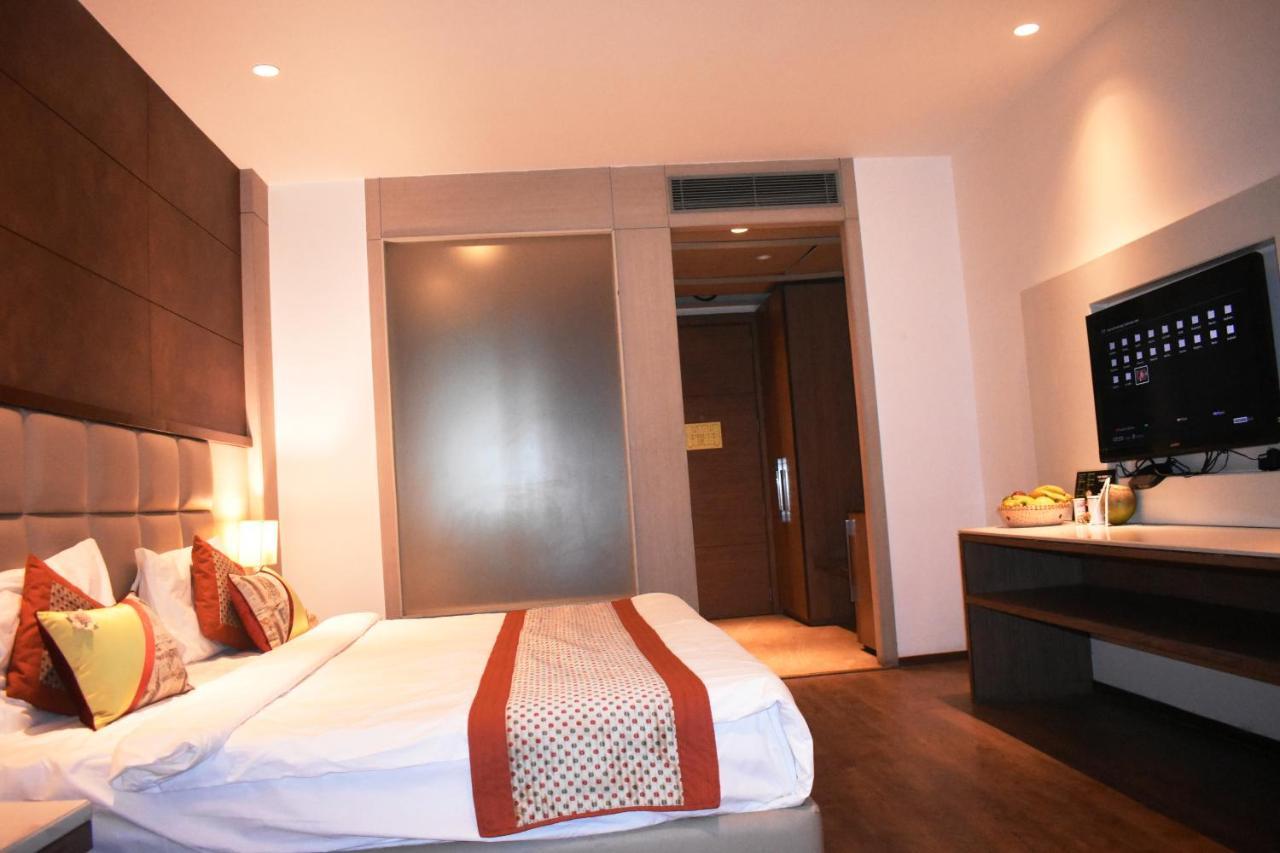 Lemonwood Suites By F9 Hotels - Trivoli Garden Chhatarpur Nové Dillí Exteriér fotografie