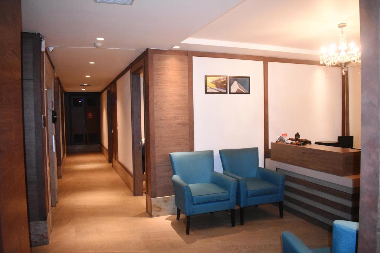 Lemonwood Suites By F9 Hotels - Trivoli Garden Chhatarpur Nové Dillí Exteriér fotografie